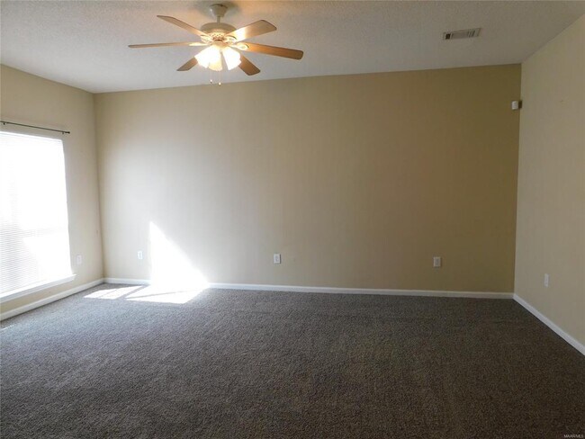 Building Photo - 229 Pine Meadows Cir