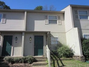 Building Photo - 35 Edgehill Cove