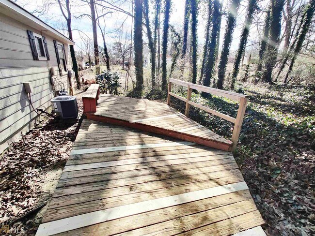 Building Photo - 1455 Belle Meade Ct