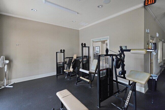 Building Photo - 275 Old Village Center Cir