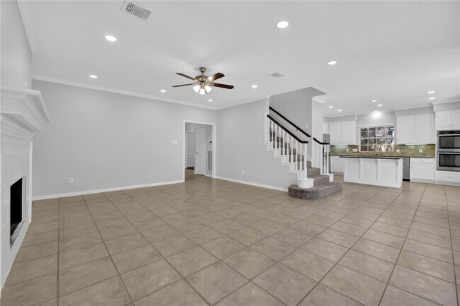 Foto del edificio - 4422 Brook Shadow Dr