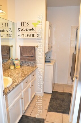 Building Photo - 1460 Seacoast Dr