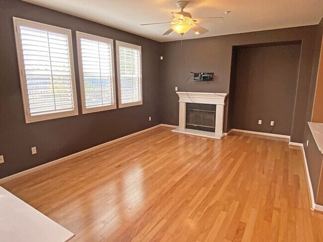 Foto del edificio - 4361 Red Maple Way
