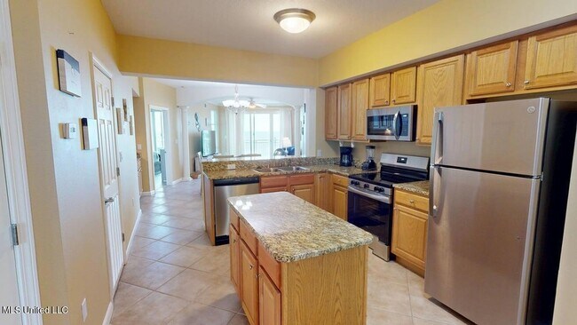 Foto del edificio - 2228 Beach Dr