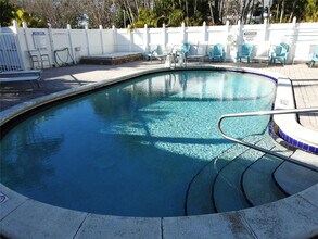 Building Photo - 1872 NE 46th St