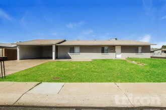 Building Photo - 8102 W Heatherbrae Dr