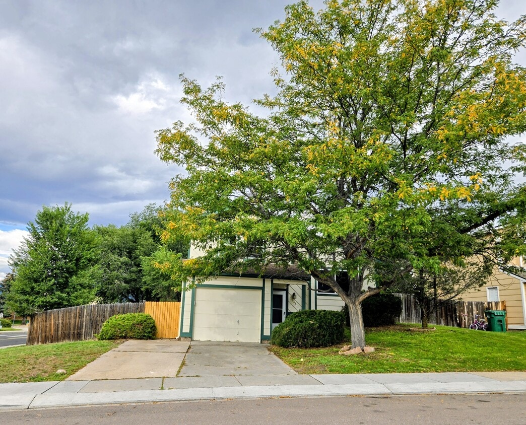 Primary Photo - 7635 Churchwood Cir