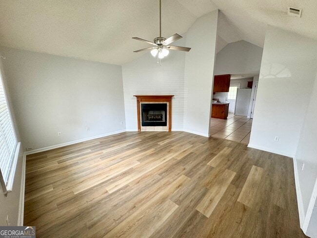 Building Photo - 308 Strawbridge Ln