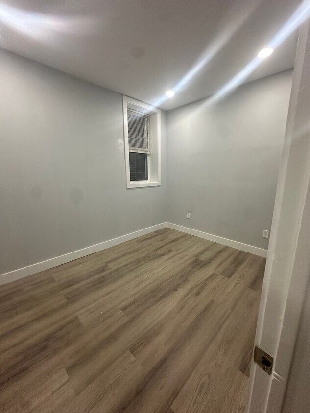 Foto principal - 1428 Wolf St