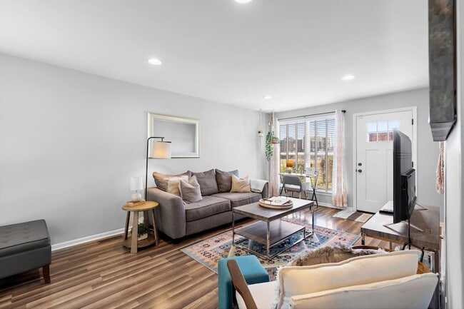 Photo - 1122 2nd Ave S House