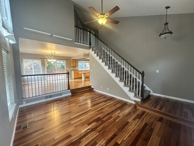 Building Photo - 1408 W Briarhollow Ln