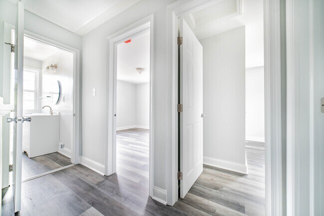 Foto del edificio - 8650 Rock Oak Rd