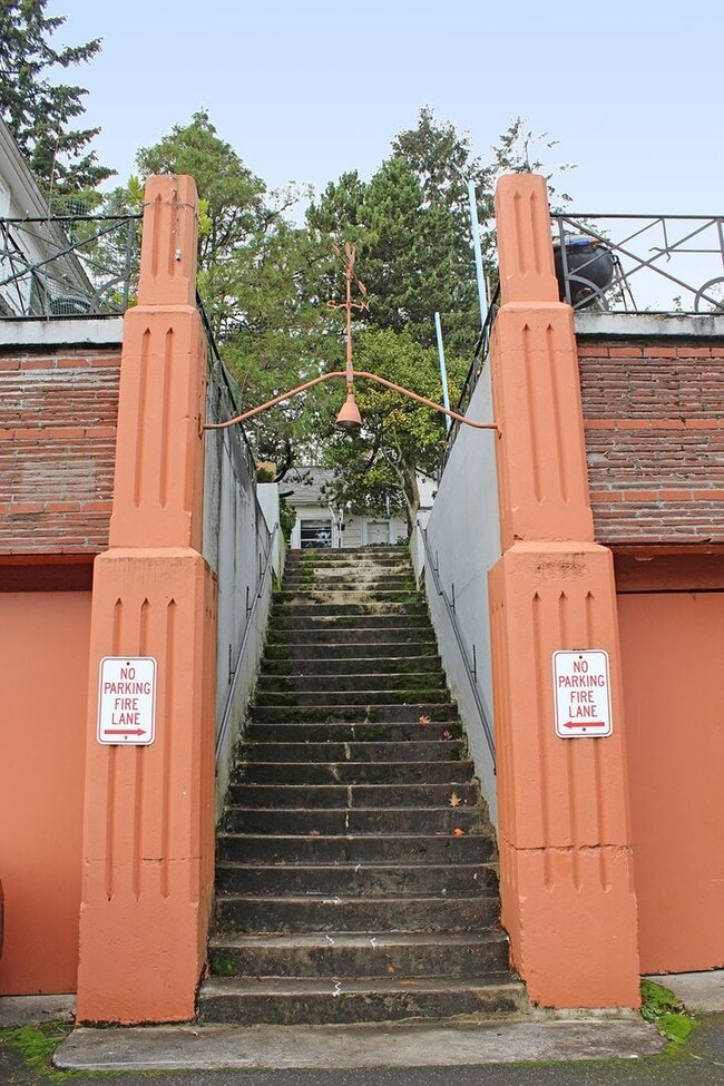 Foto del edificio - 3507 SW 11th Ave