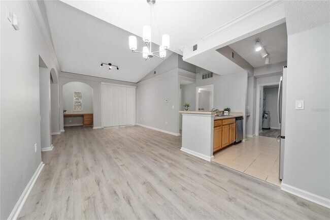 Foto del edificio - 12107 Poppy Field Ln