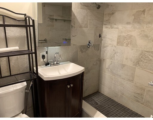 Foto del edificio - 140 Church St