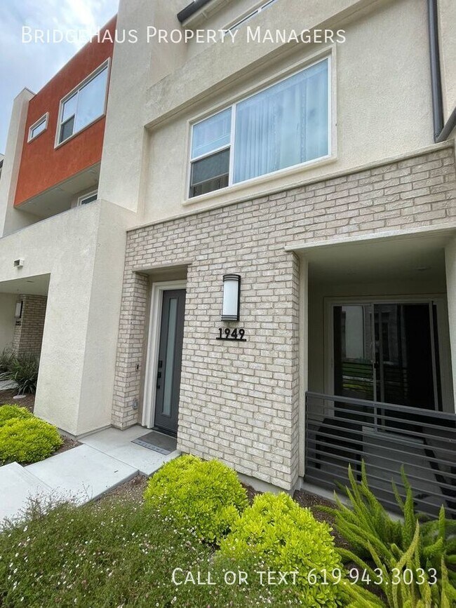 Foto del edificio - 1949 Infinity Ln