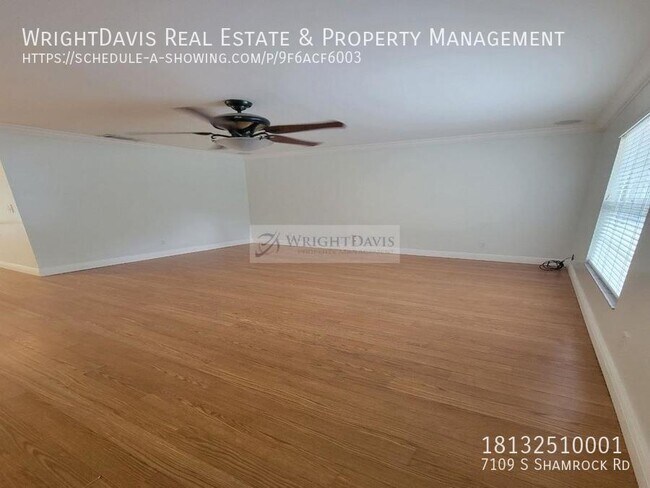 Foto del edificio - 7109 S Shamrock Rd