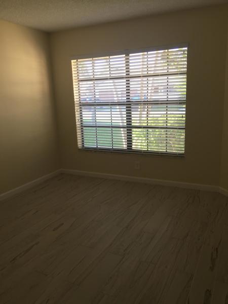 Foto del edificio - 414 Cottonwood Pl