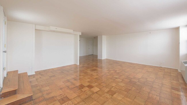 Cityview At Longwood Apartments Boston Ma Ious Living Room With Parquet Hardwood Flooring Cityview At Longwood