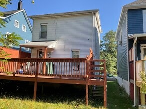 Building Photo - 376 E Blackwell St