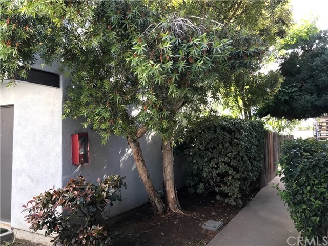 Building Photo - 180 E La Verne Ave