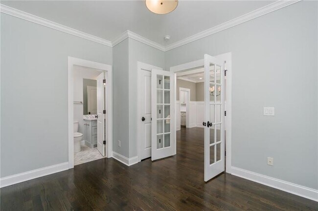 Foto del edificio - 2761 Alpine Rd NE