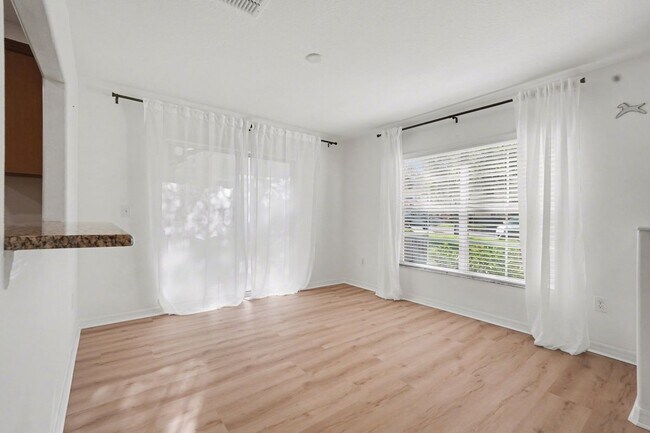 Foto del edificio - 6246 Timberly Ln