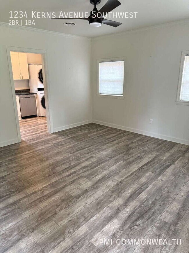 Foto del edificio - 1234 Kerns Ave SW