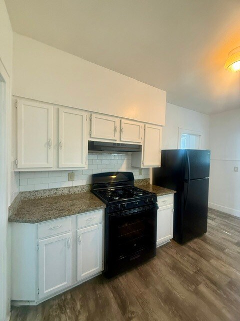 Foto del edificio - 605 Oak Park Dr