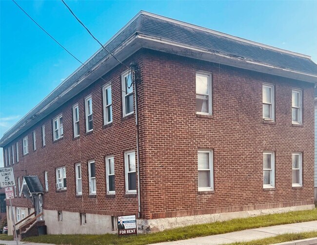 Foto del edificio - 77 Colfax Ave