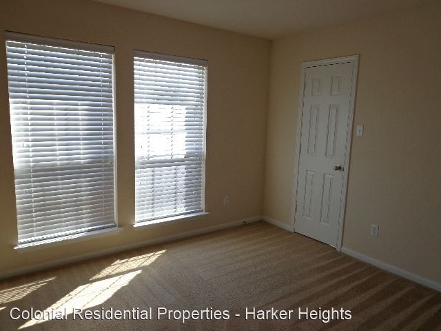 Building Photo - 4 br, 2 bath House - 5619 Sulfur Spring