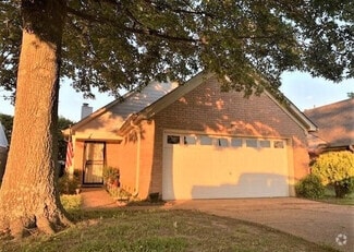 Building Photo - 5432 Kayla Dr