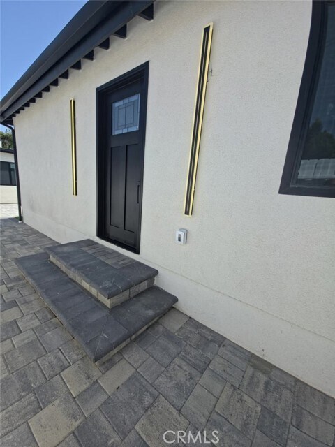 Foto del edificio - 7331 Vanalden Ave