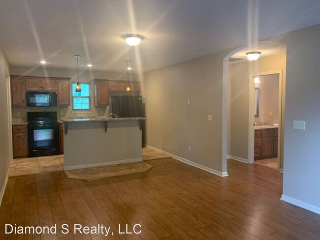 Building Photo - 2 br, 1 bath House - 1407 E Seminole St