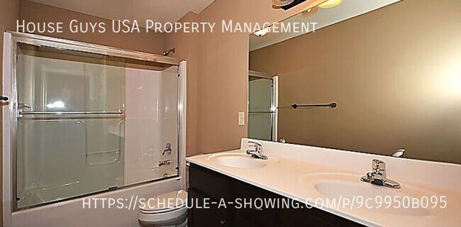 Foto del edificio - 4311 NE 83rd St