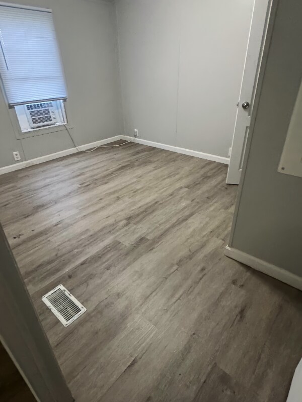 Foto del edificio - 2552 Smith Ave