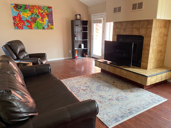 Living area - 32 Pima Ct