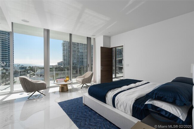 Building Photo - 1 Collins Ave