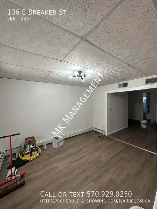 Foto del edificio - 106 E Breaker St