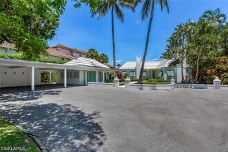 Building Photo - 2143 Marina Dr
