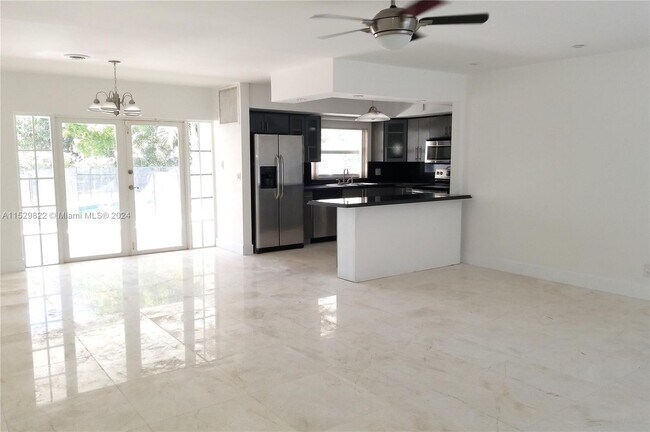 Foto del edificio - 2210 N 46th Ave