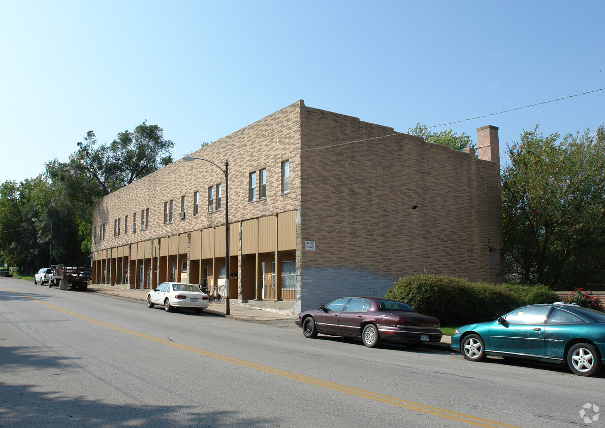 2416 S 16th St, Omaha, NE 68108 - Apartments in Omaha, NE | Apartments.com