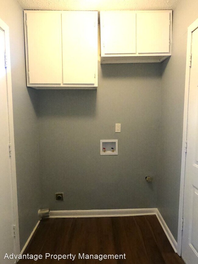 Building Photo - 2 br, 1.5 bath House - 4695 Wild Plum Ct.