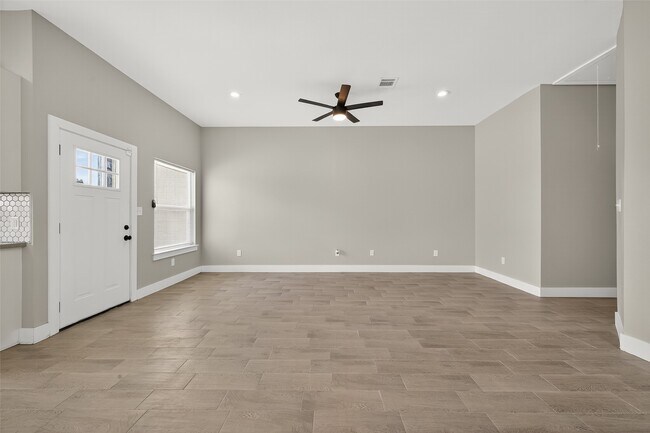 Foto del edificio - 8005 Sexton St