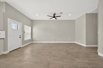 Building Photo - 8005 Sexton St