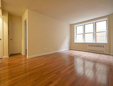 Building Photo - 85-50 Forest Pkwy
