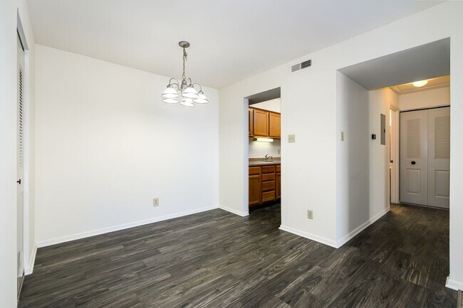 Interior Photo - Oak Forest Apartments
