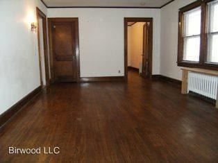 Building Photo - 1 br, 1 bath Apartment - 508 W. Wilson St. #1