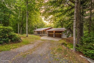 Building Photo - 235 Finson Rd