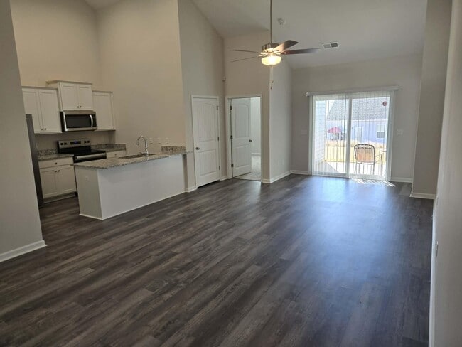 Building Photo - 966 Manitou Cir